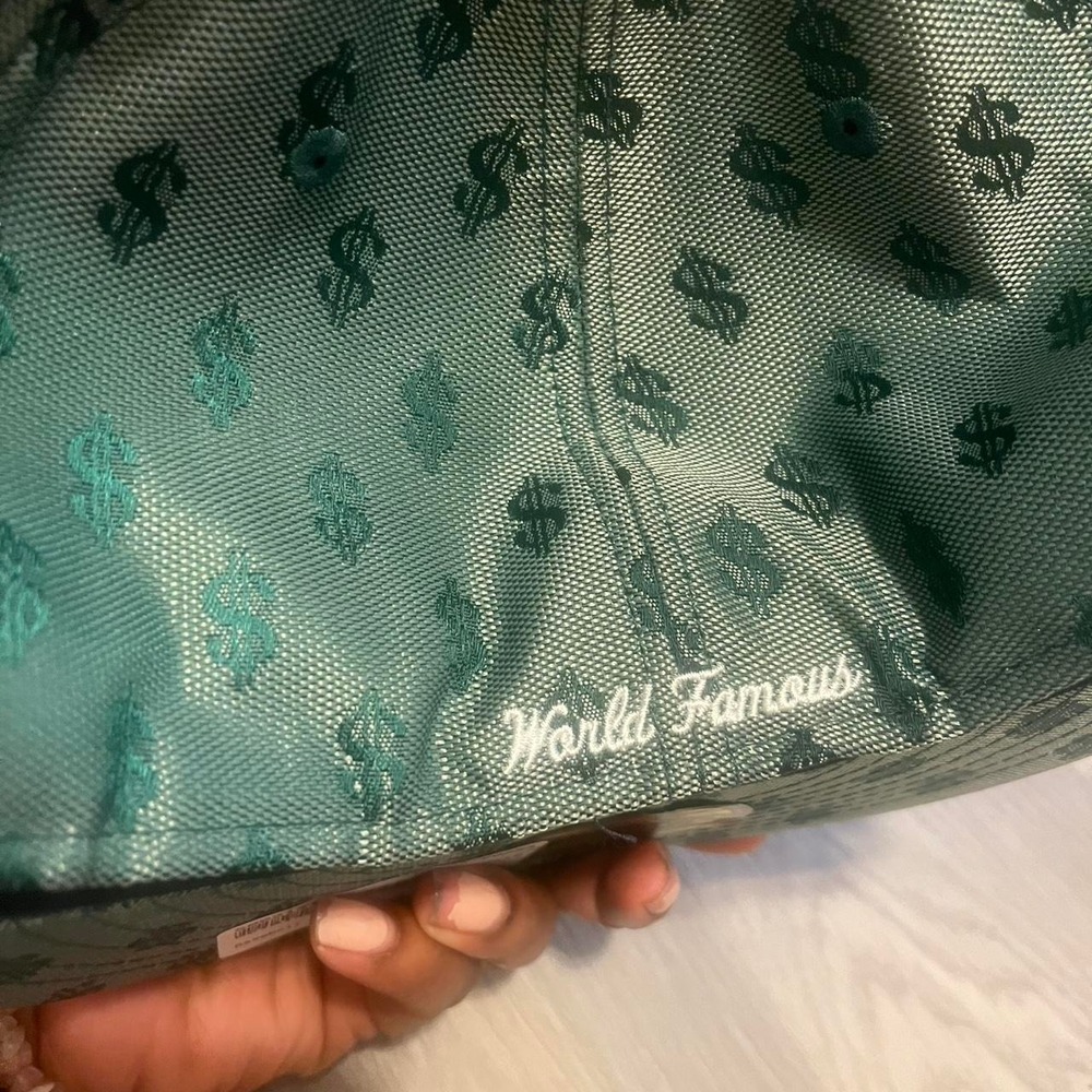 Supreme Monogram Box Logo New Era cap from SS18 features an all-over dollar sign - Picture 3 of 5